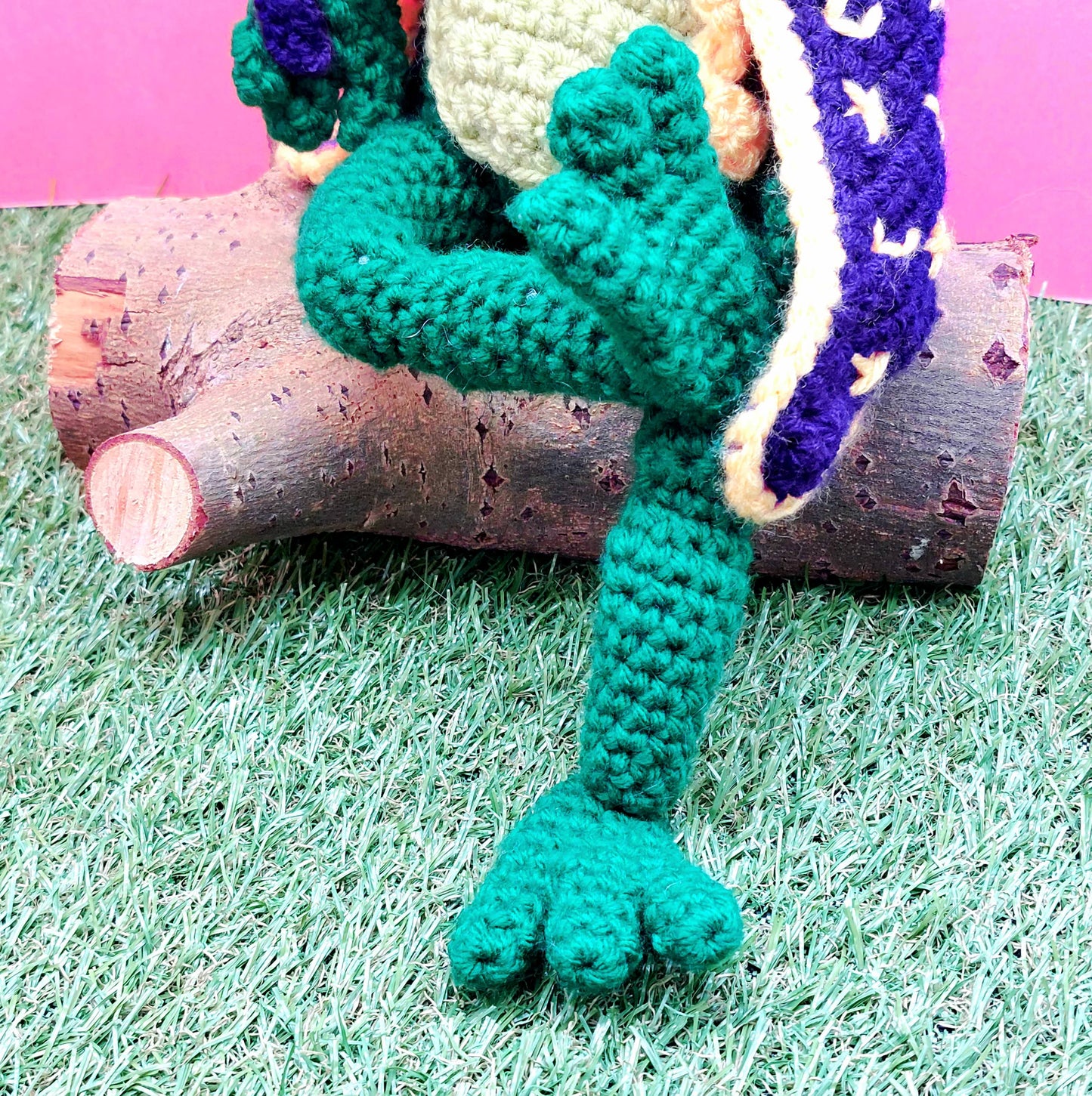 Fizzy the Frog, and Baby Frogs in pants Crochet Kits