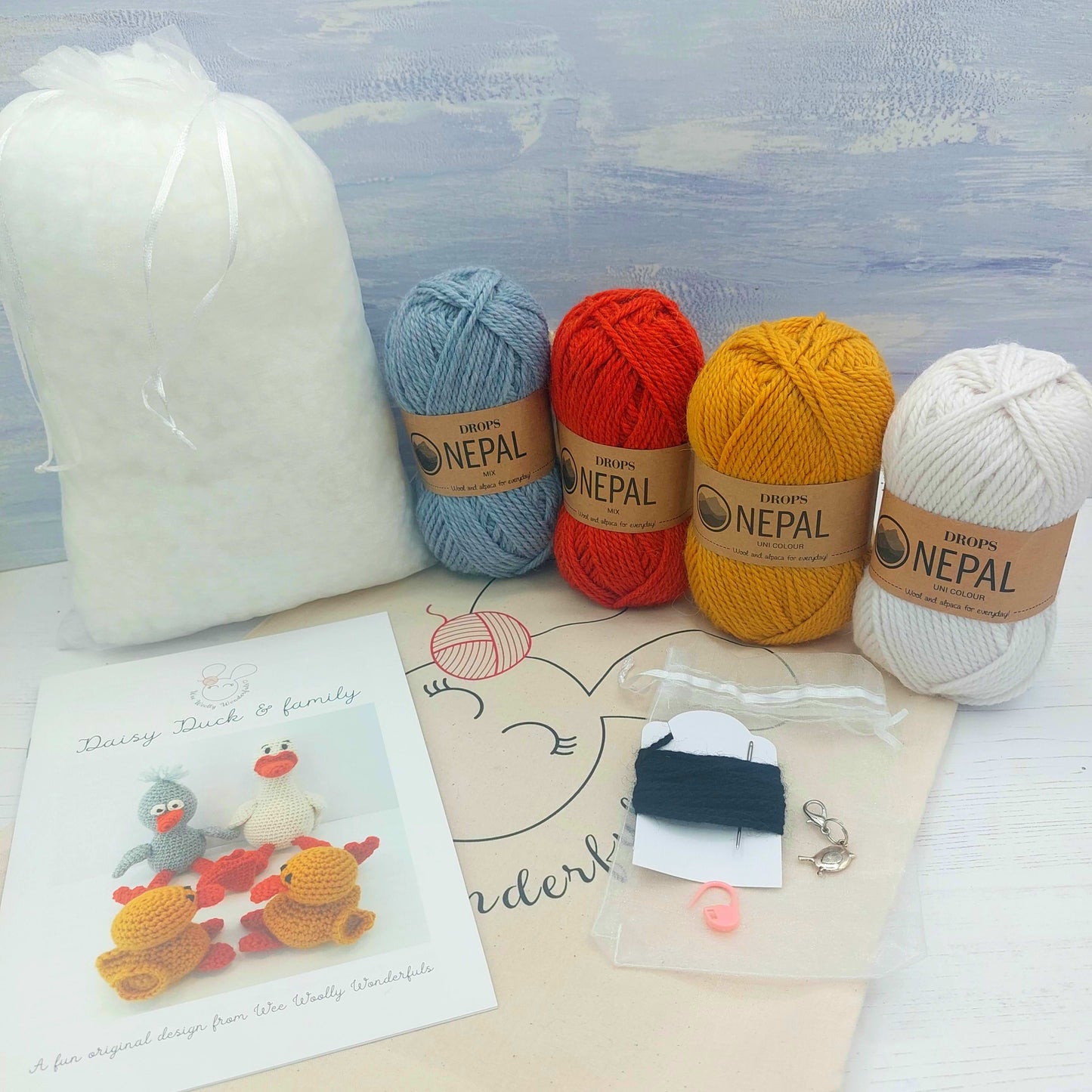Daisy Duck & Family Crochet Kit