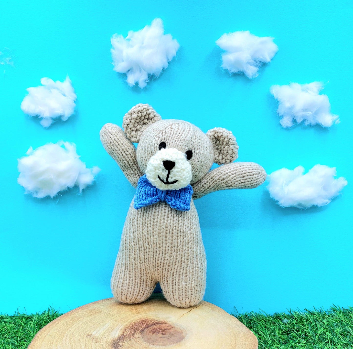 Knitted Tommy & Tilly the Bears - PDF Knitting Pattern