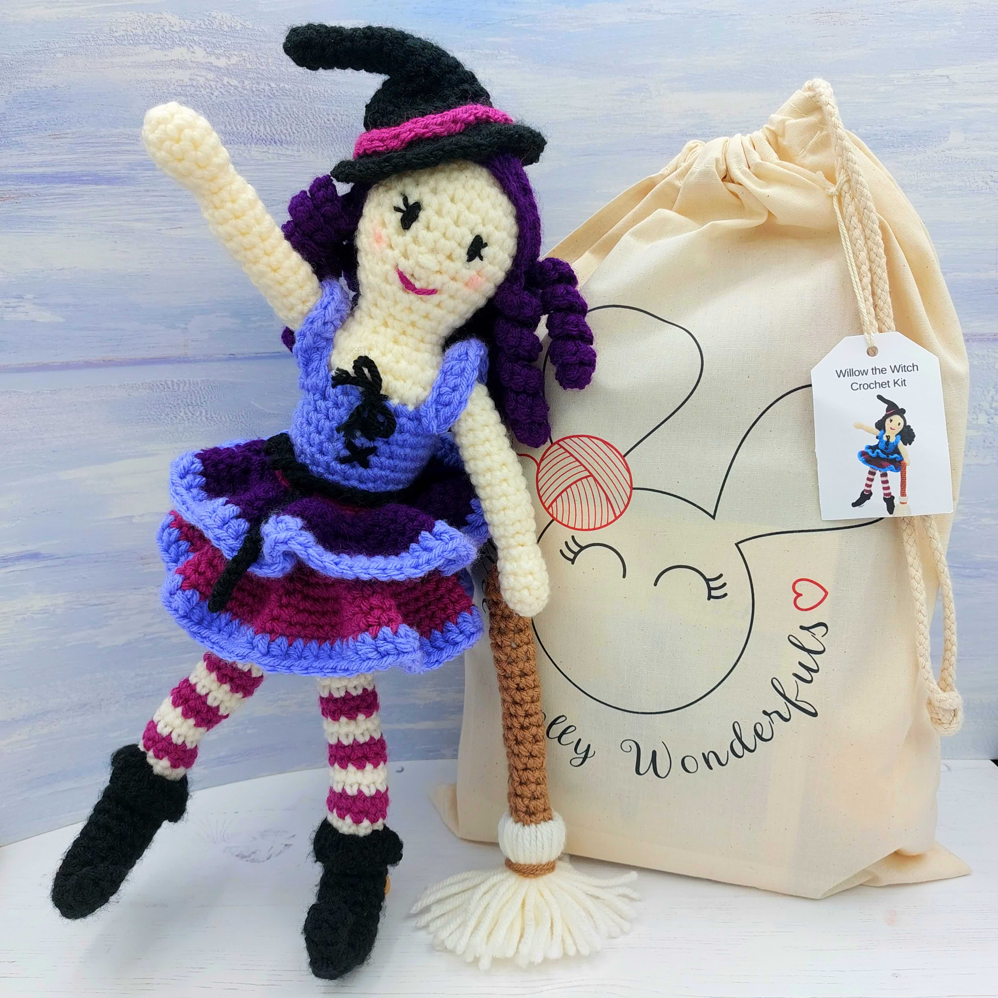 http://weewoollywonderfuls.com/cdn/shop/files/Witch-withkitbag.jpg?v=1695724941