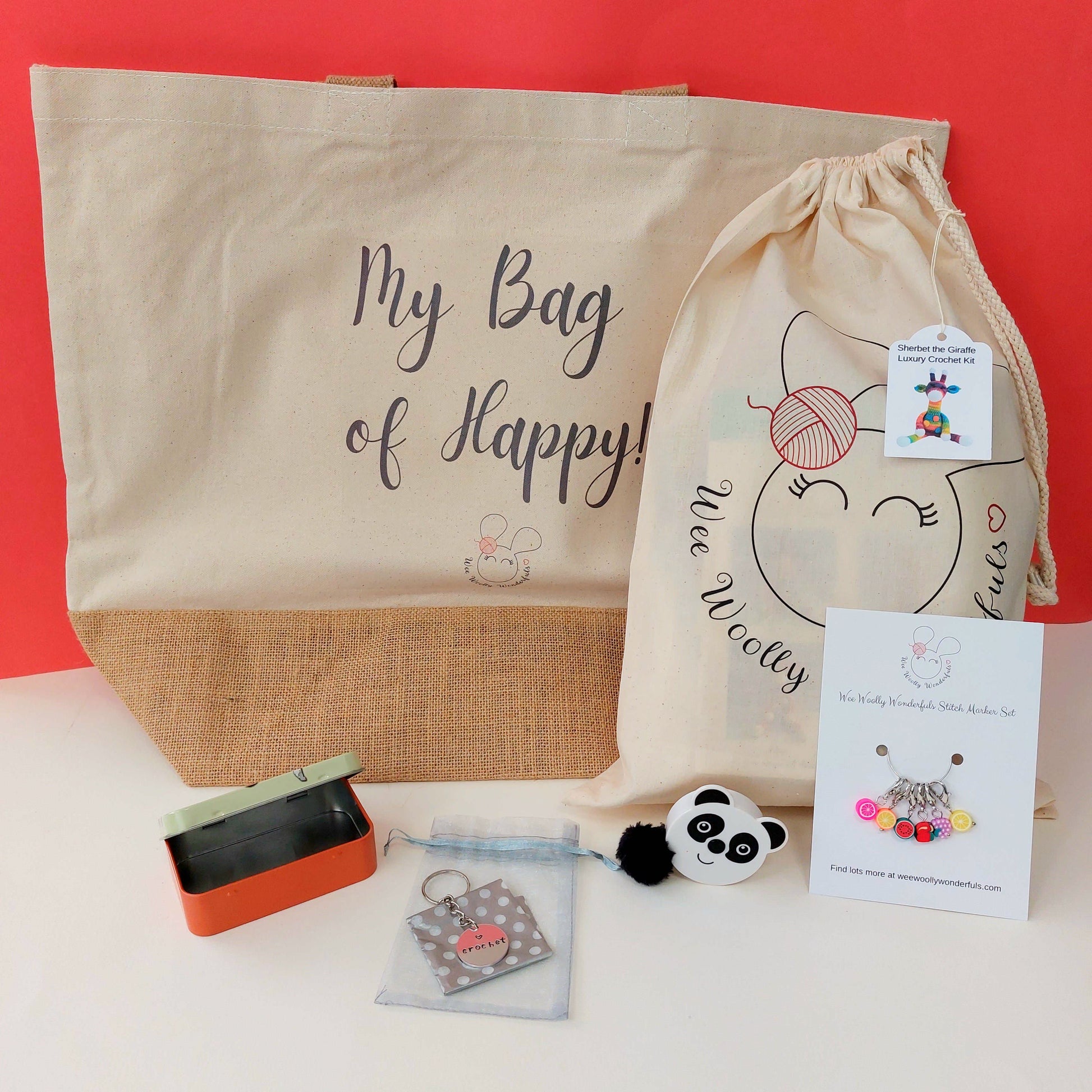 Wee Woolly's project bag with stitch markers