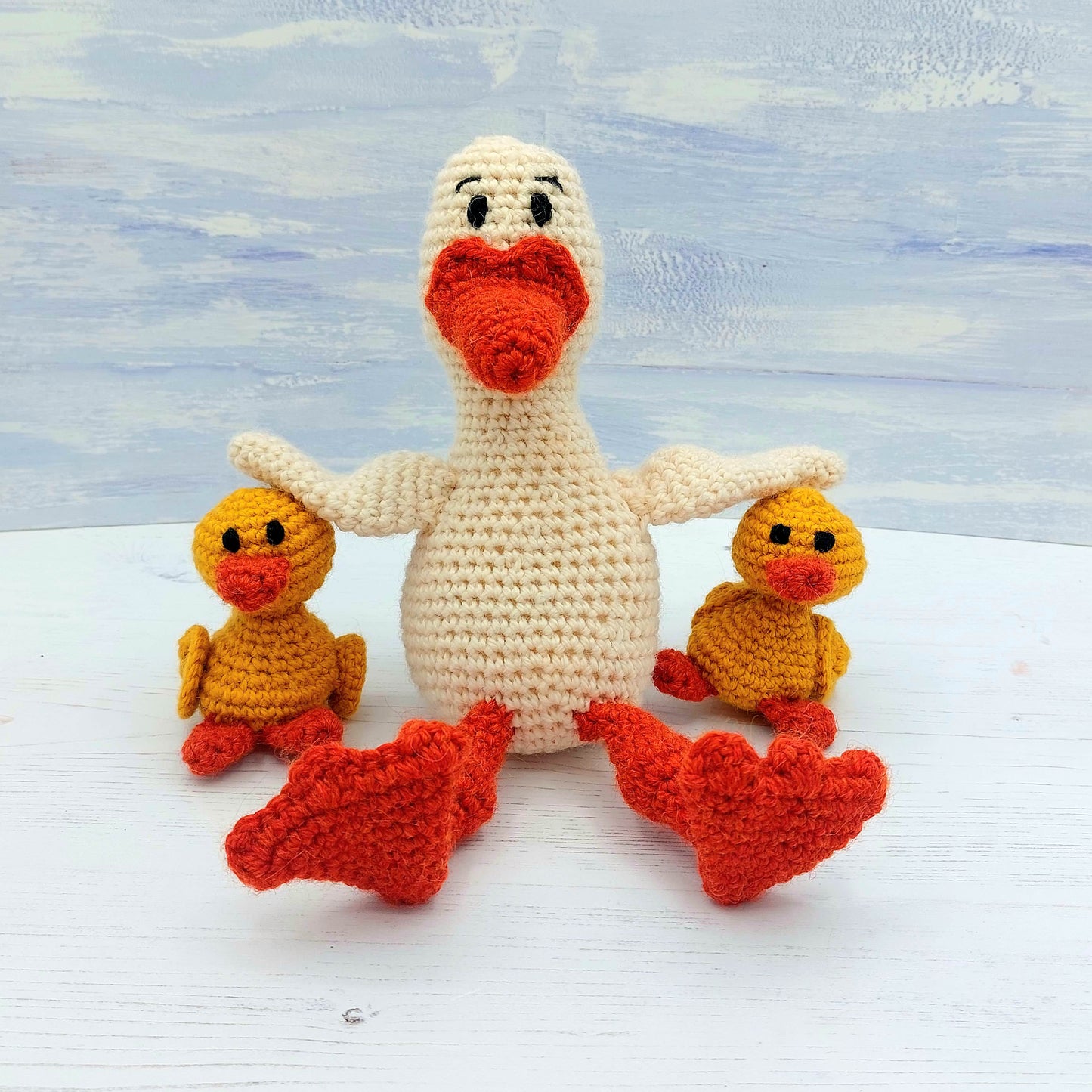 PDF Crochet Pattern - Daisy Duck & Family