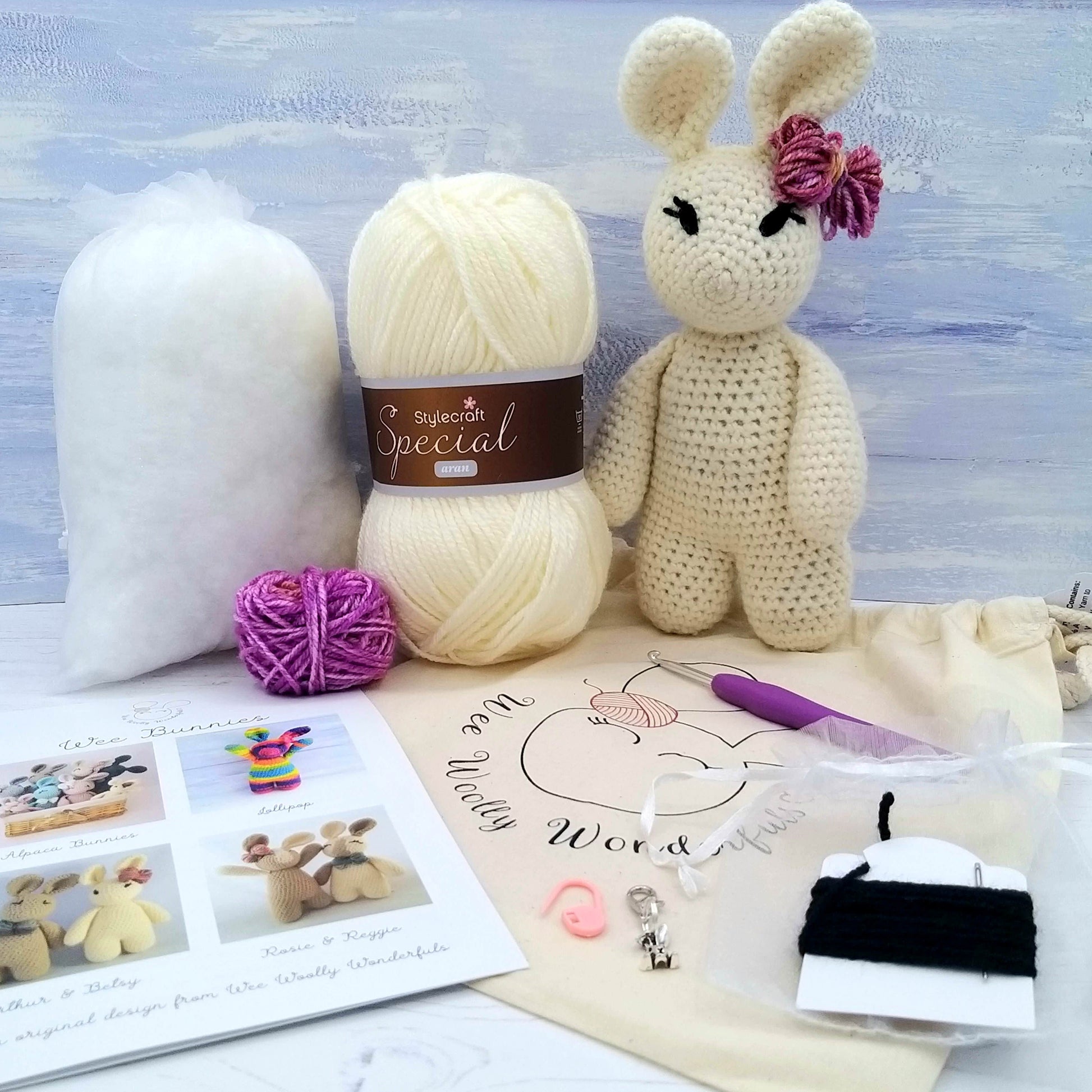 Rabbit Crochet Patter, Wool, thread and stuffing