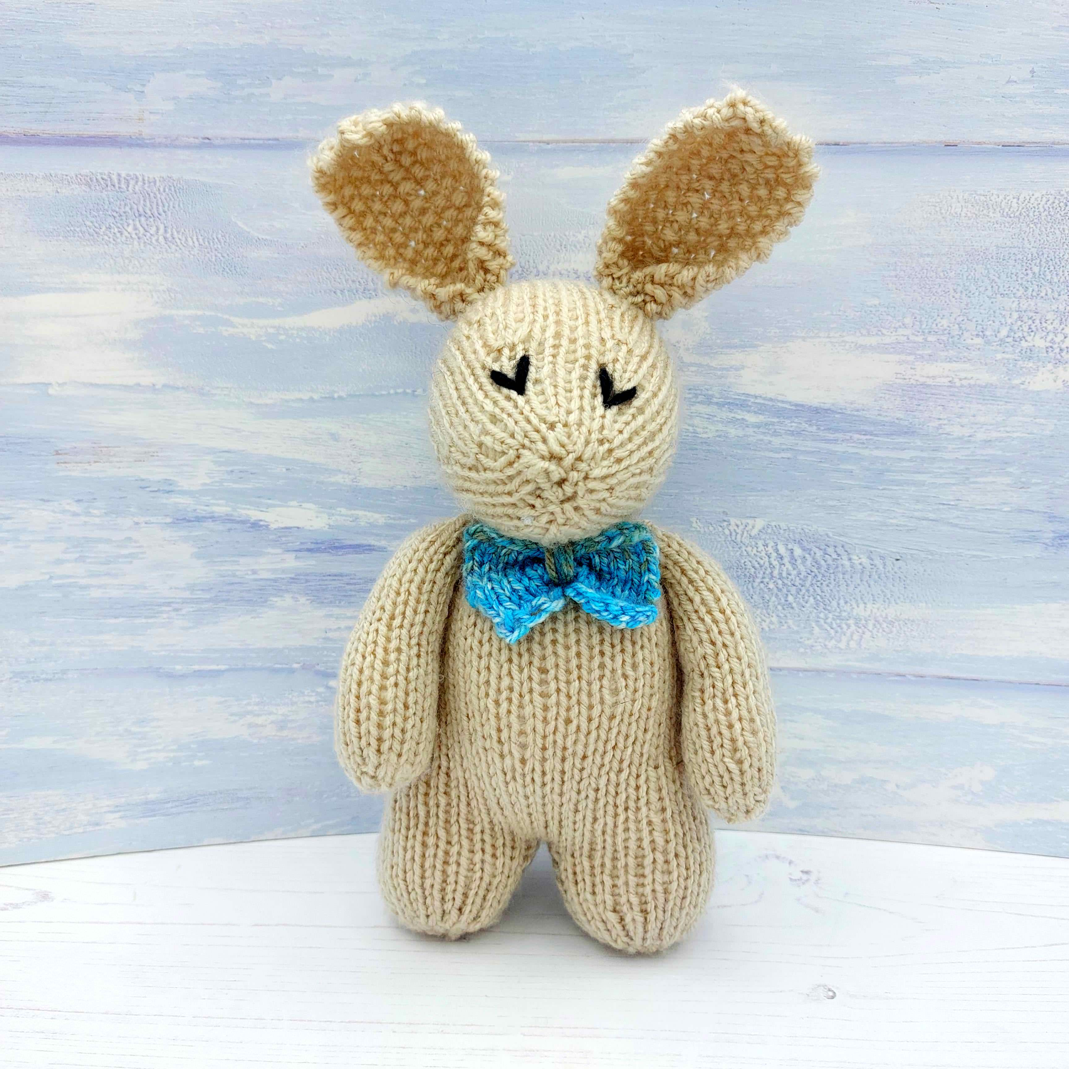 Beginners Knitting Kit with Patterns for Two Toy Rabbits – Wee