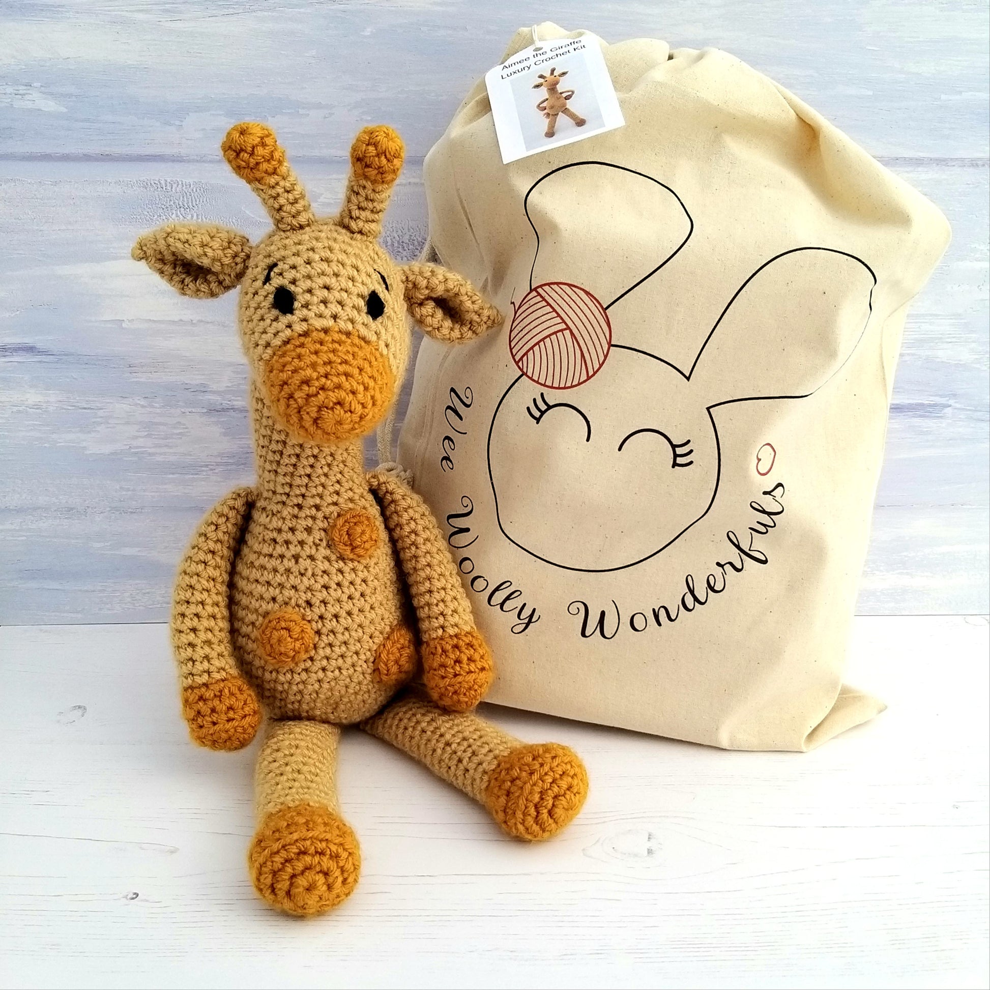 Giraffe Crochet Kit for Beginners with Video – Wee Woolly Wonderfuls